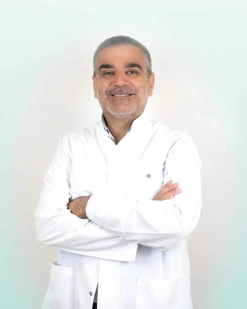 Doç. Dr. Metehan Gümüş portre