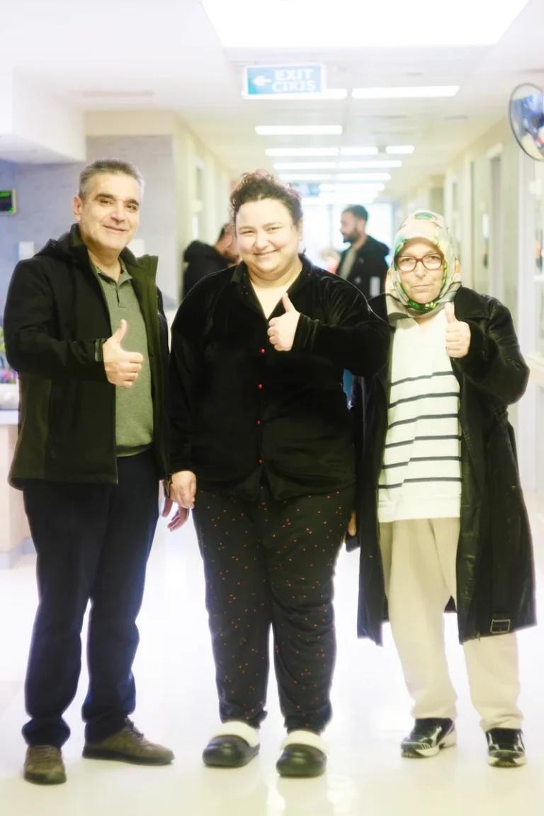 Doç. Dr. Metehan Gümüş — hasta fotoğrafı
