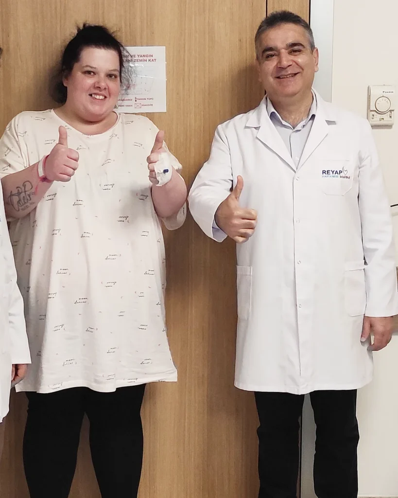 Doç. Dr. Metehan Gümüş ve hastası